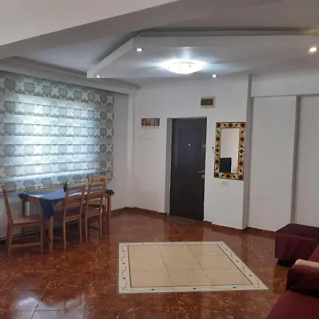 Apartament La Malul Marii Negre * ナボダリ