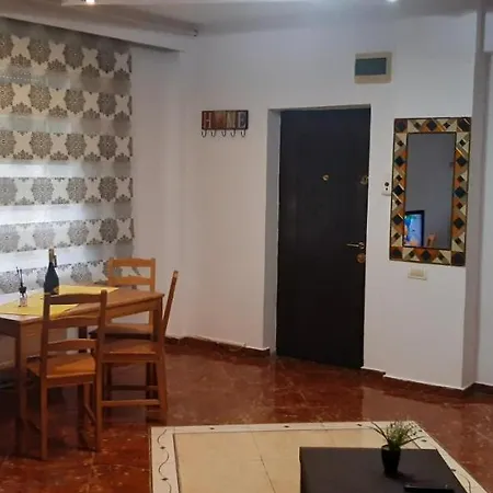 Apartament La Malul Marii Negre アパート ナボダリ