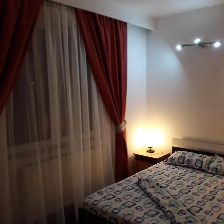 Apartament La Malul Marii Negre * ナボダリ